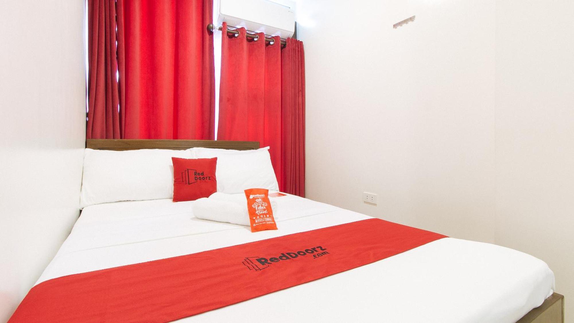 Reddoorz Near Fernwoods Garden Quezon City Exteriör bild
