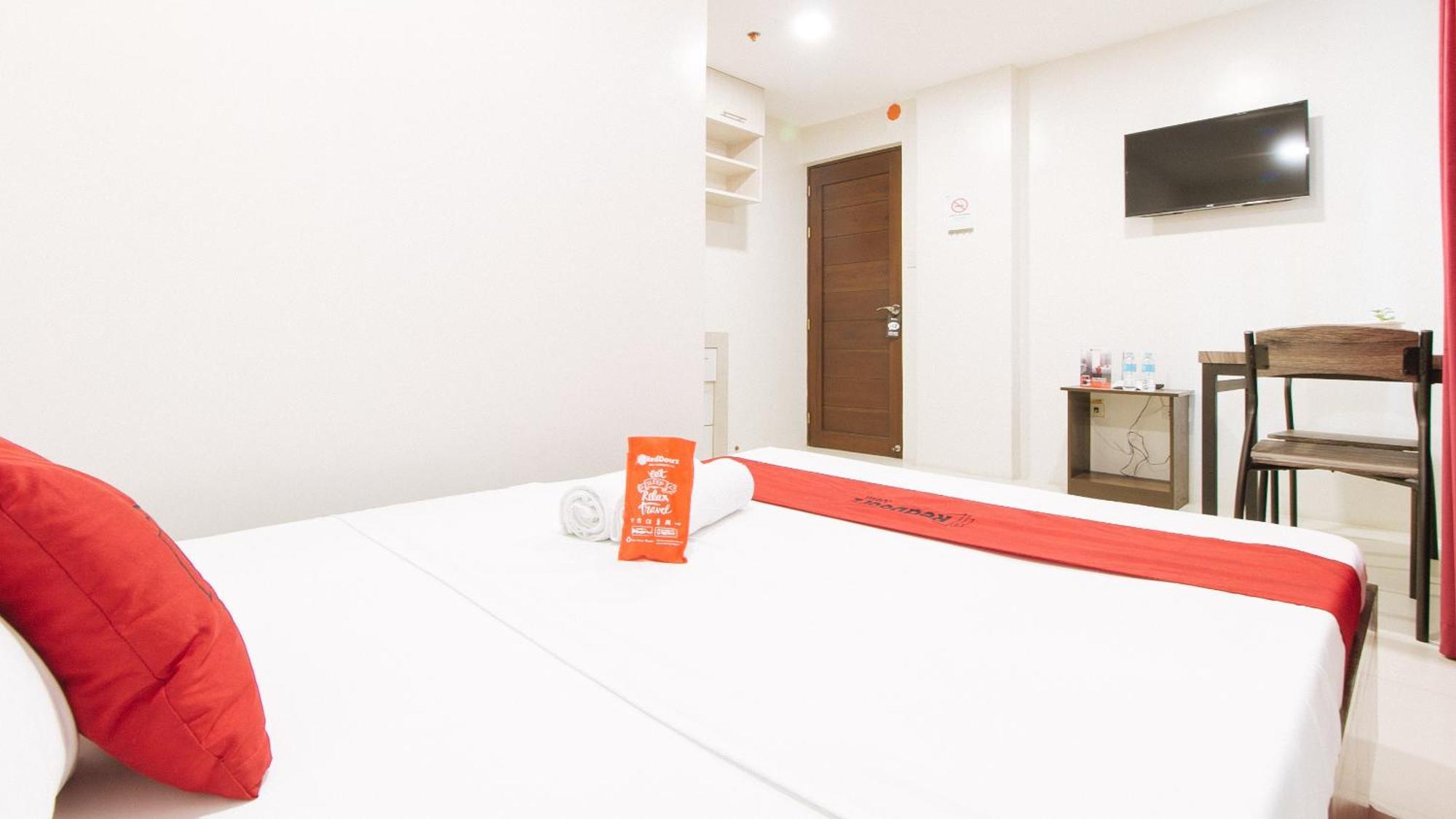 Reddoorz Near Fernwoods Garden Quezon City Exteriör bild
