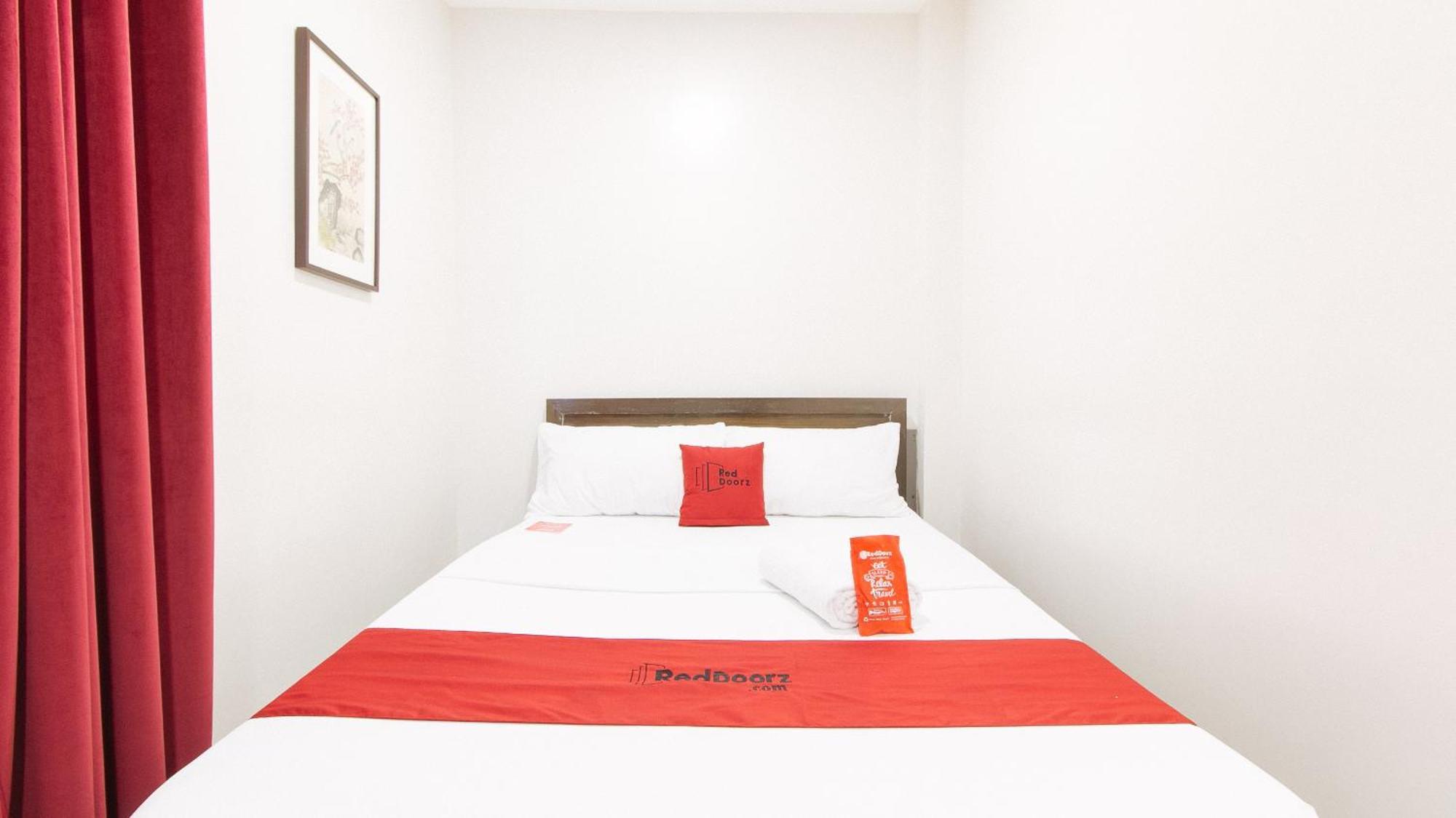 Reddoorz Near Fernwoods Garden Quezon City Exteriör bild