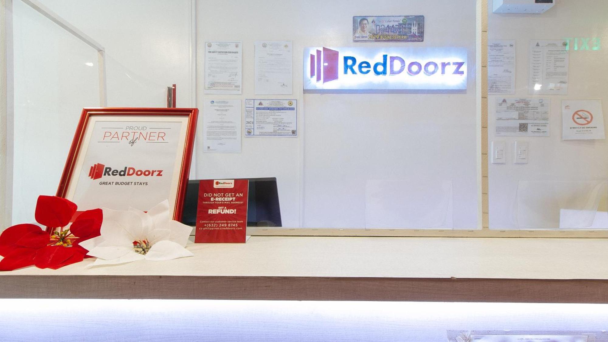 Reddoorz Near Fernwoods Garden Quezon City Exteriör bild